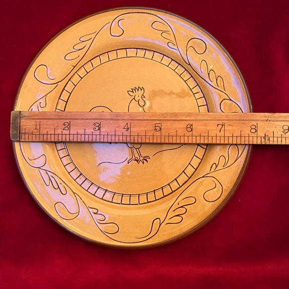 Vintage “Rustic Rooster” 8” diameter Plate by Nancy Calhoun. Made in Portugal - Picture 8 of 8